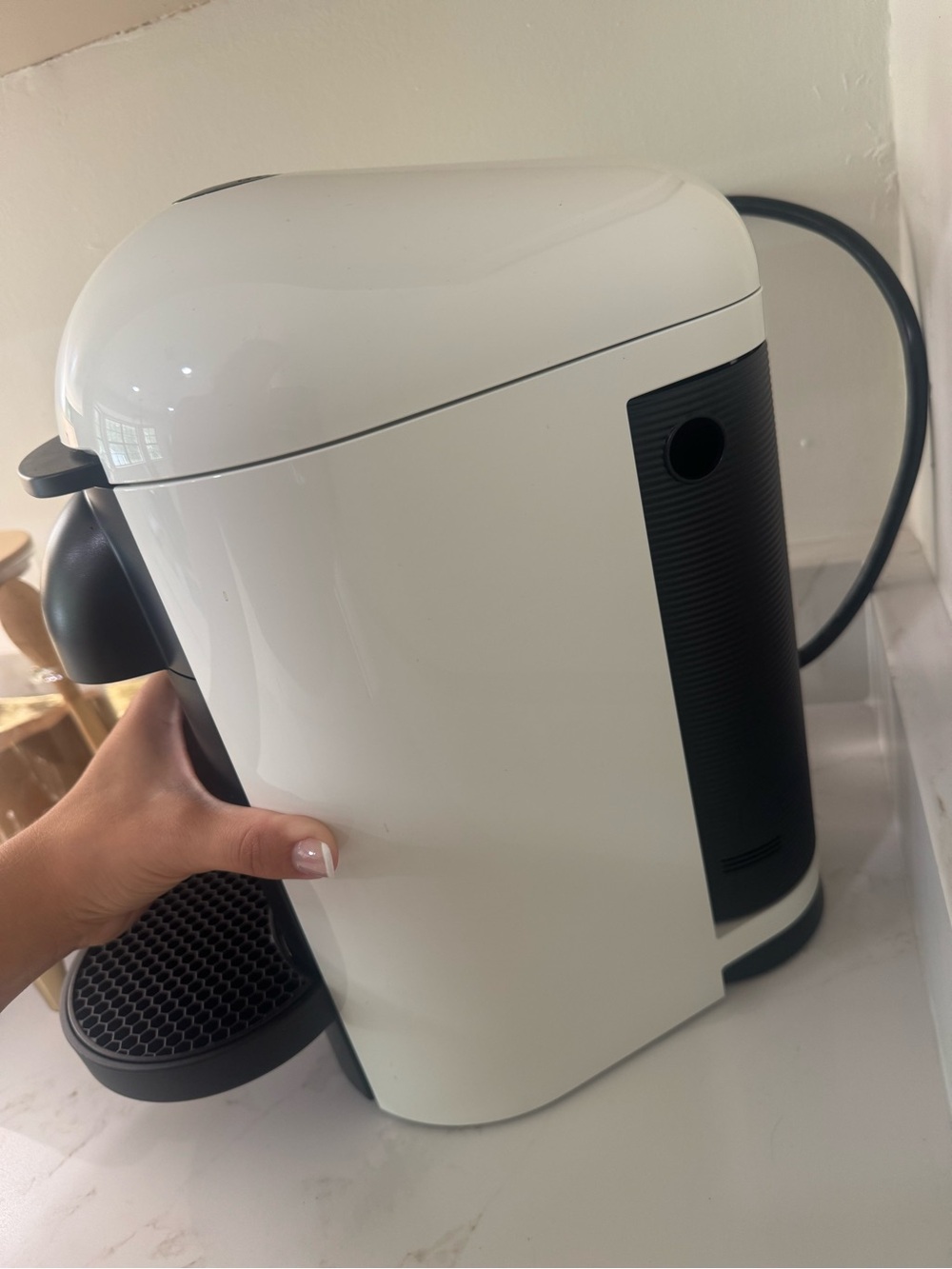 Nespresso VertuoPlus coffee machine - Picture 2 of 3
